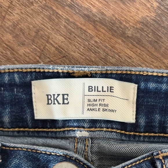 BKE Women's Faded Blue Skinny Jeans - Picture 2 of 5